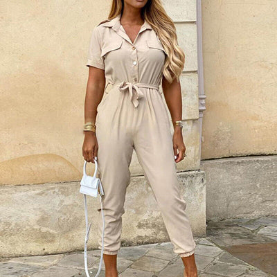 Damen Jumpsuit – Taillierter Schnitt mit Gürtel – Kurzarm – Streifenmuster – Knopfleiste