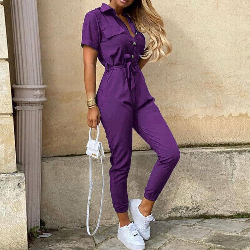 Damen Jumpsuit – Taillierter Schnitt mit Gürtel – Kurzarm – Streifenmuster – Knopfleiste