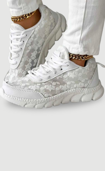 Lena | Atmungsaktive Turnschuhe mit runder Kappe und Schnürsenkeln