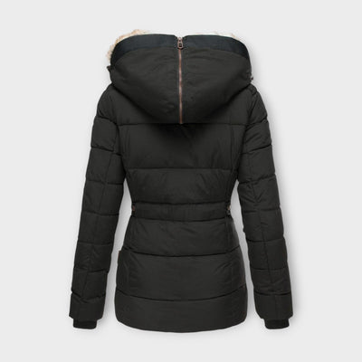 Emyra – Winterjacke mit Fellkapuze