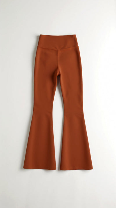 Ausgestellte Leggings