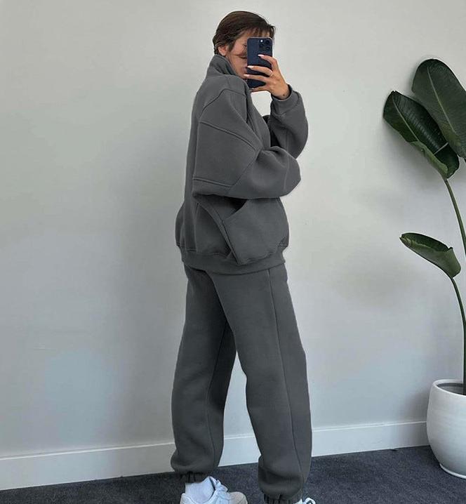 Daniela | Set aus Reißverschlussjacke und Kordelzughose für Damen