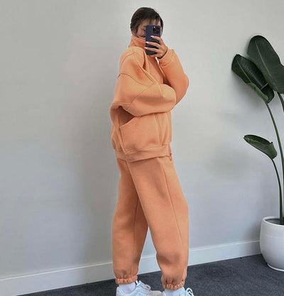 Daniela | Set aus Reißverschlussjacke und Kordelzughose für Damen