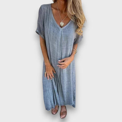 Tirelle – Luftiges Kleid mit V-Ausschnitt