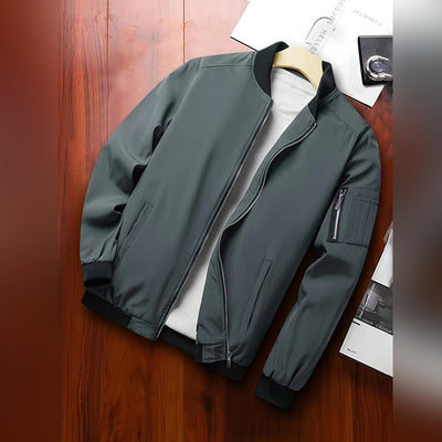 Acht | Stylische leichte Sommer-Bomberjacke für Herren