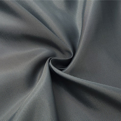 Falke | Stilvolle und vielseitige Oberbekleidung für alle Jahreszeiten