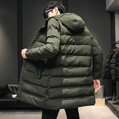Lange Winterjacke mit Kapuze für Männer