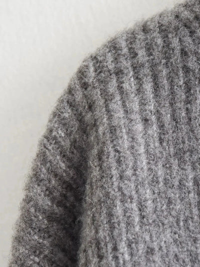 Lorna | Gerippte Rundhals-Strickjacke mit Reißverschluss