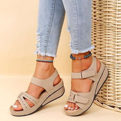 Zelda - Bequeme Orthopädische Sandalen für Frauen