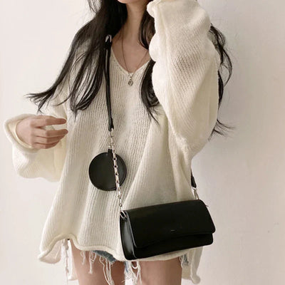 Lockerer Pullover mit V-Ausschnitt