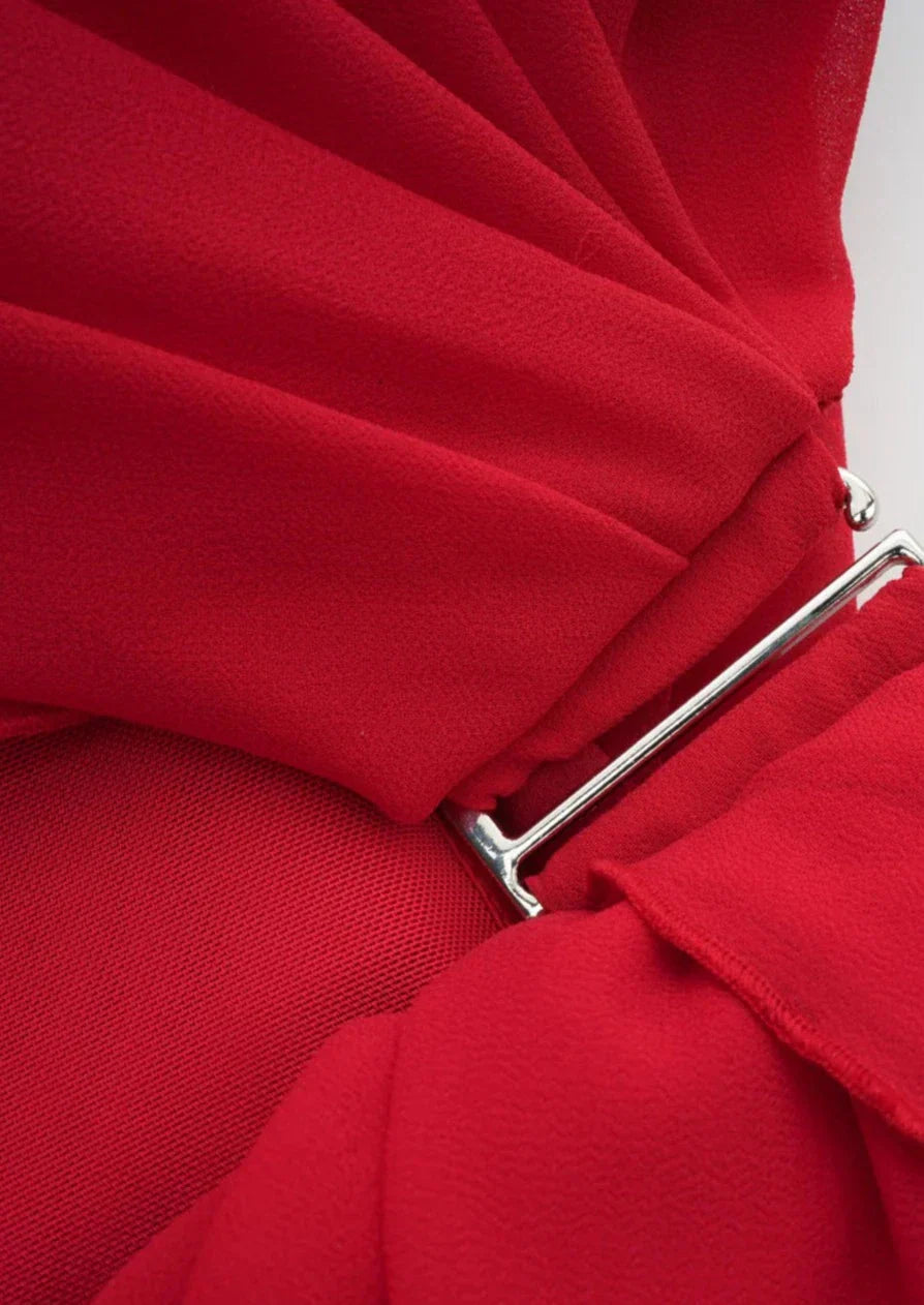 Lynn | Verführerisches Off-Shoulder Kleid in Rot