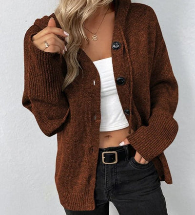 VIOLETTE – Strickjacke  Wärme & Stil perfekt vereint