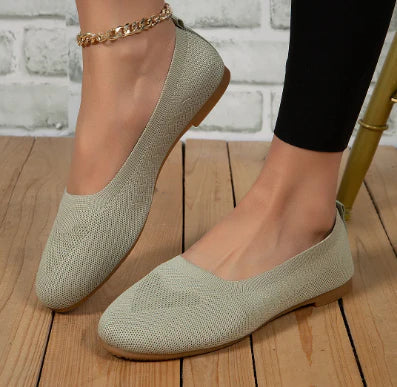 Minerva® | Flache und atmungsaktive orthopädische Schuhe für Damen