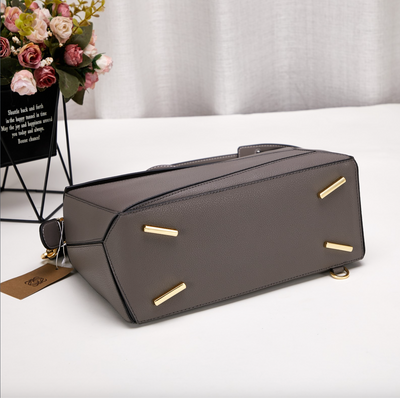 Rechteckige Strandtasche aus veganem Leder – Nachhaltig & Stilvoll