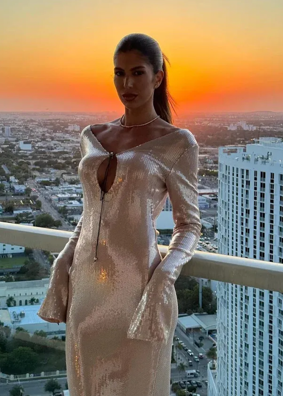 Olivia | Beiges Kleid