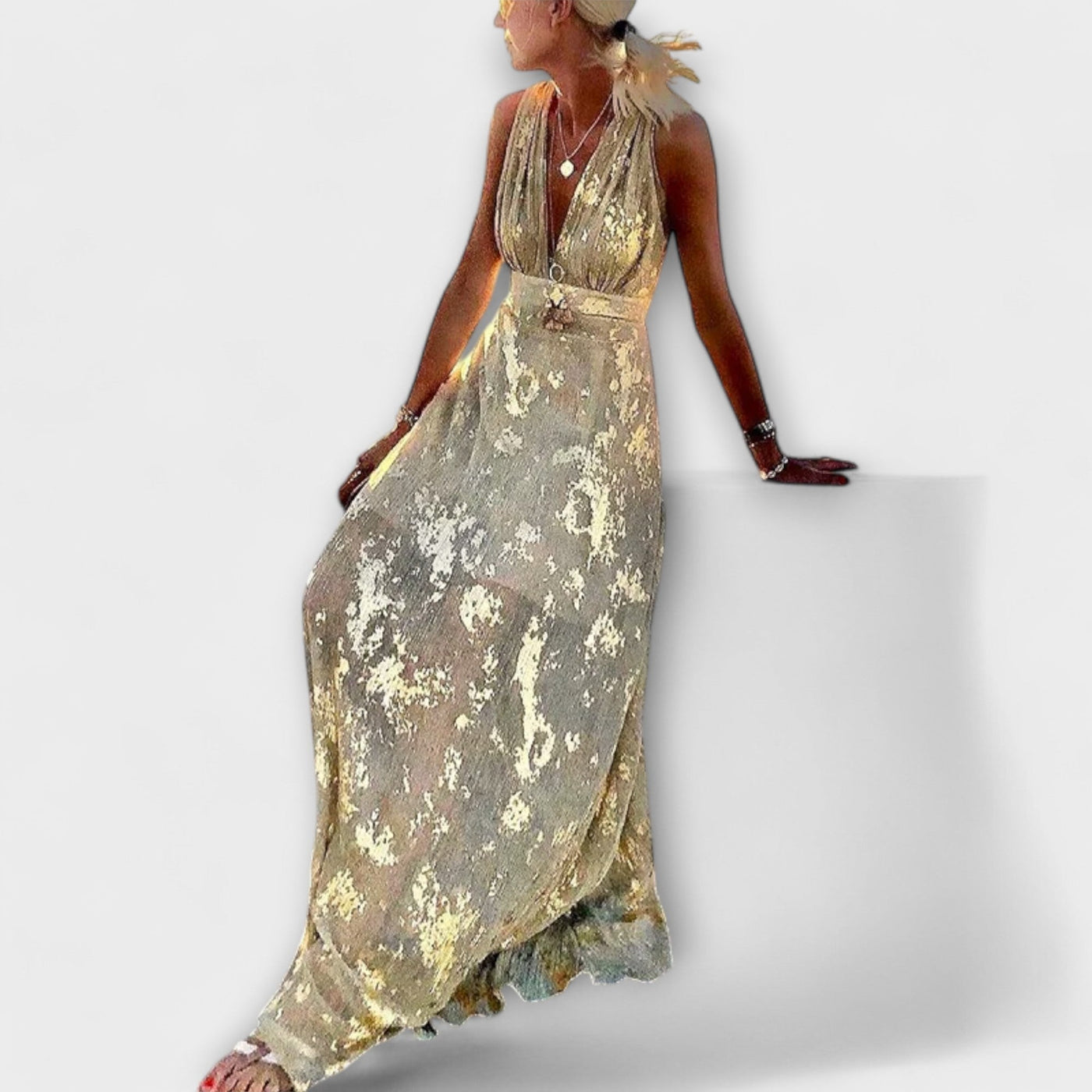 Almera – Leichtes Maxikleid mit goldenen Reflexen