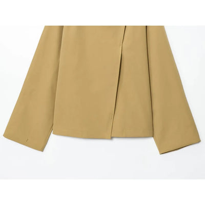 Kiana | Kurze Stehkragen-Mantel