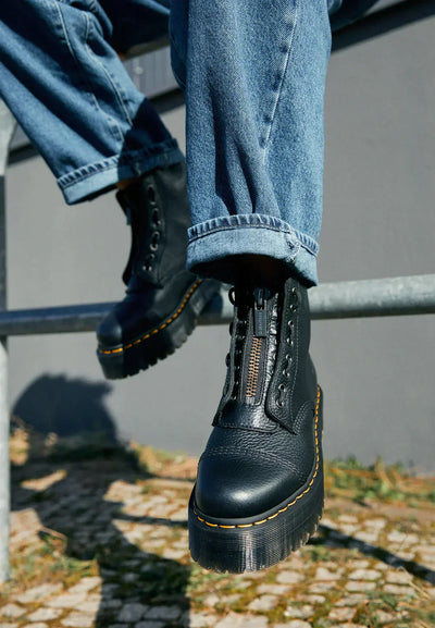 Unisex-Stiefel mit Absätzen - Stil und Komfort für alle