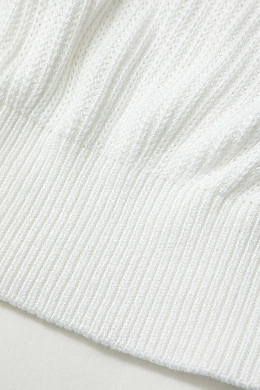 Elise | Racerback Bodycon Geripptes hochgeschlossenes Crop-Top