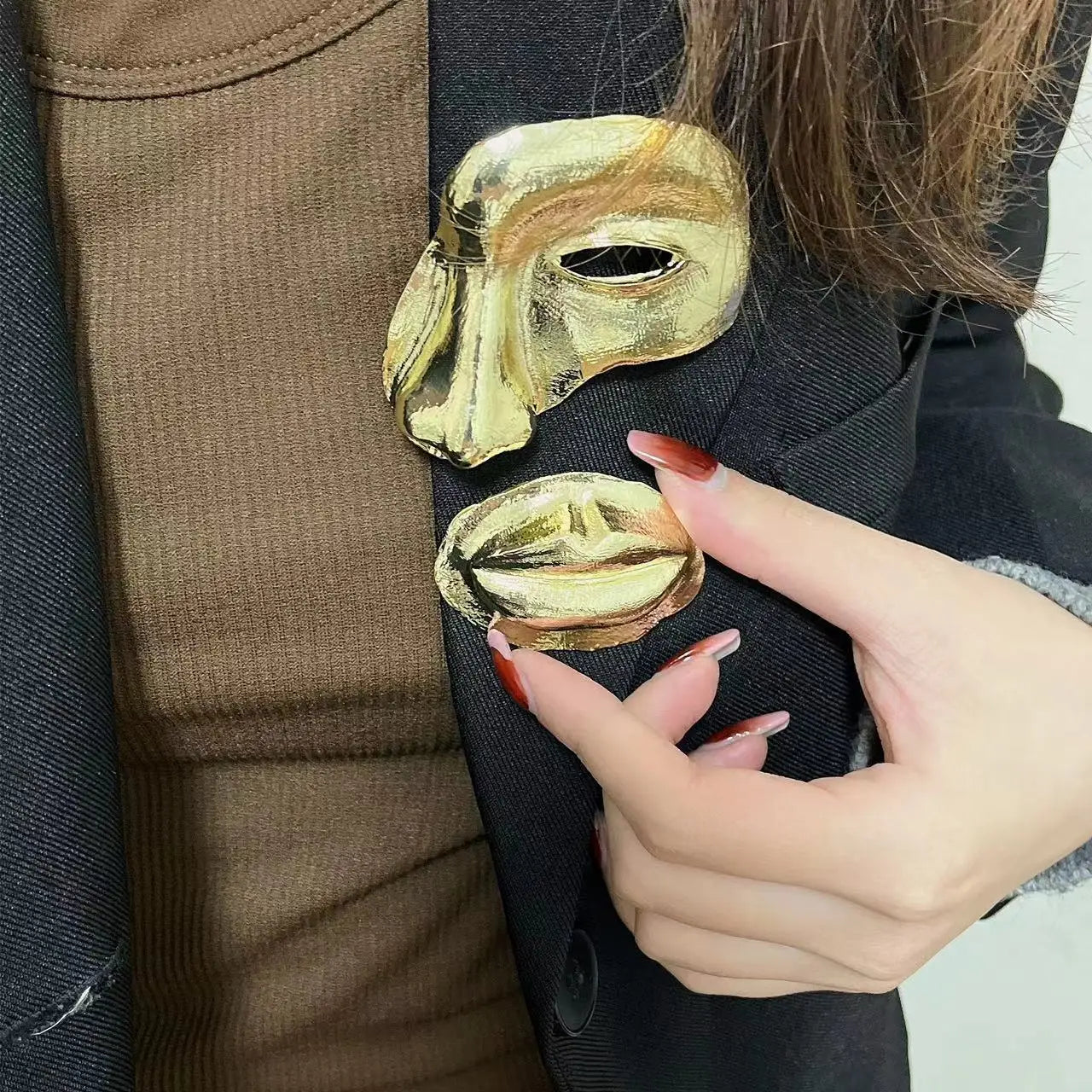 Vintage Gothic Punk Damen Brosche Lippen Gold