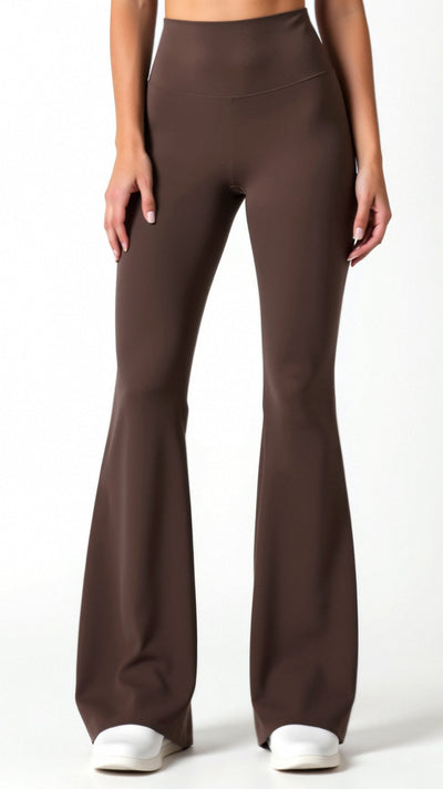 Ausgestellte Leggings