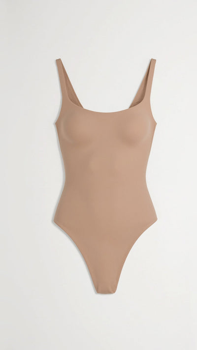 Core Sculpt Tief ausgeschnittener Tanga-Bodysuit
