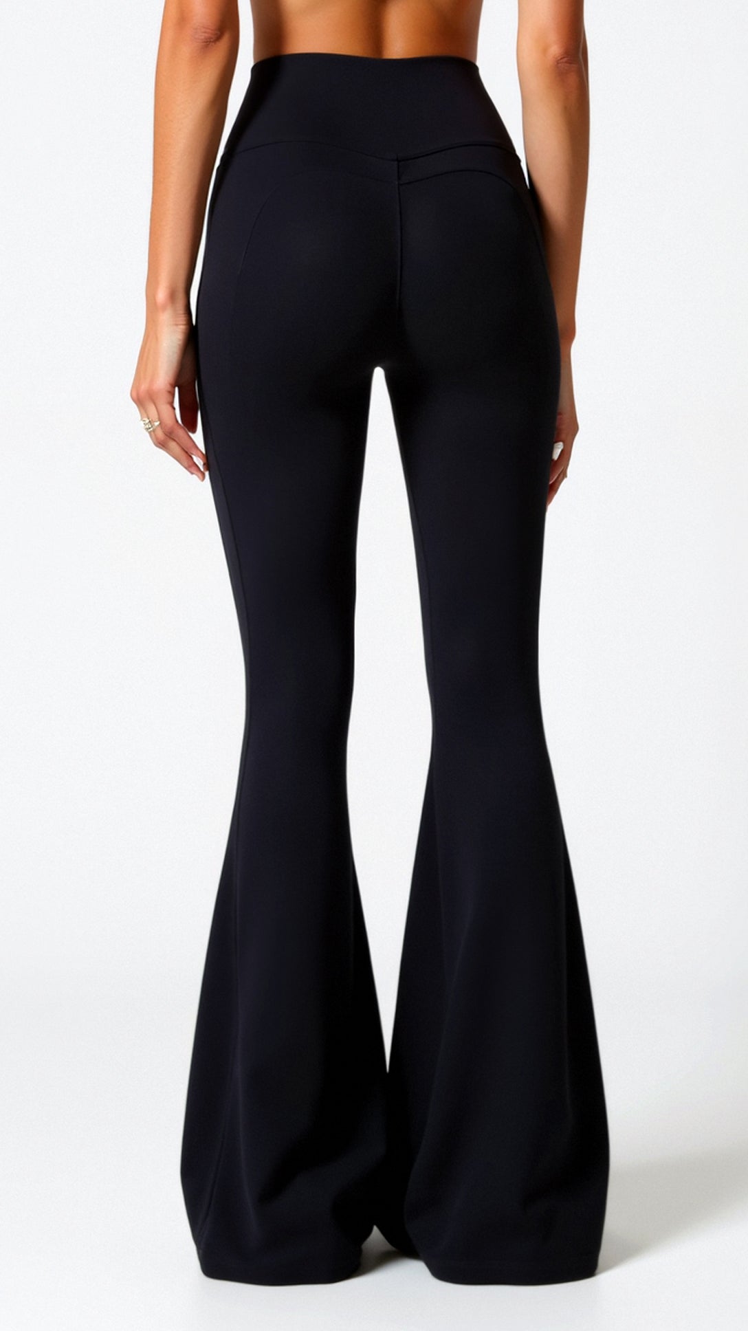 Ausgestellte Leggings