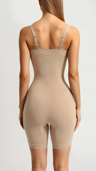 Nahtloser trägerloser Shorts-Bodysuit