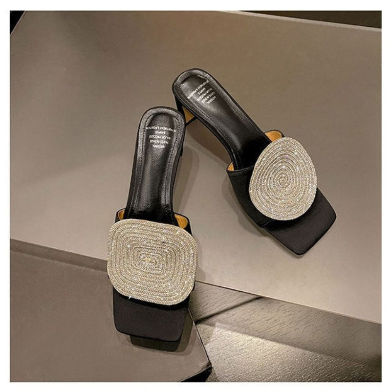 Wanwisa - Quadratische Sandalen Mit Rundem Absatz