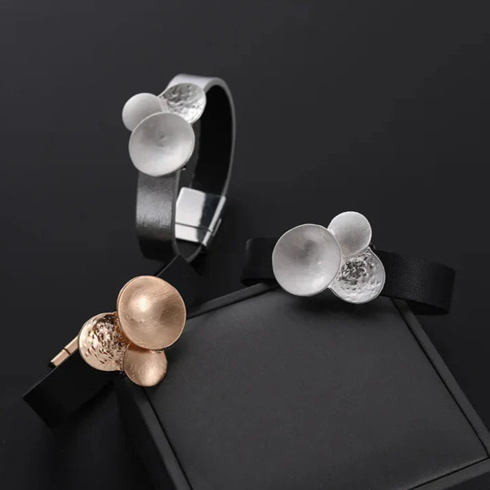 Modisches Damen Lederarmband Retro Magnetverschluss