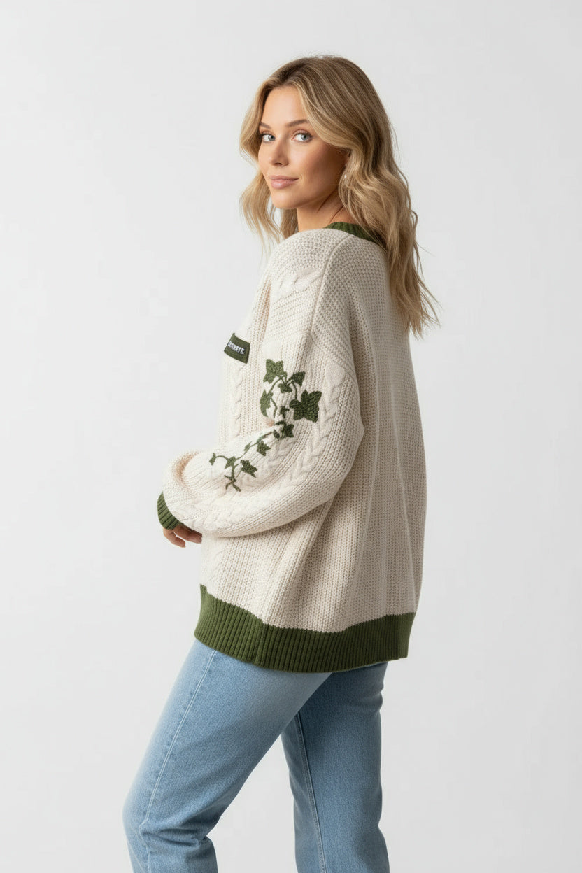 Viola | Damen-Strickpullover mit Stickerei