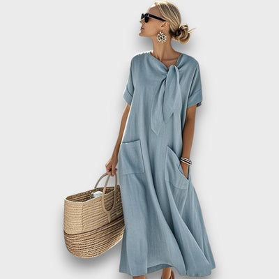 Serela – Lockeres Kleid mit Schleifendetail