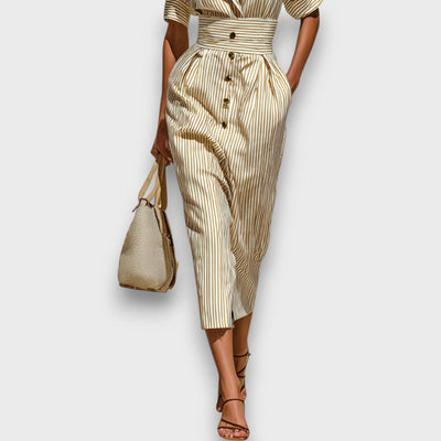 Marivelle – Gestreiftes Midi-Kleid mit Kragen