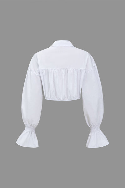 Sunniva | Cropped-Hemd mit Denim-Korsagen und voluminösen Ärmeln