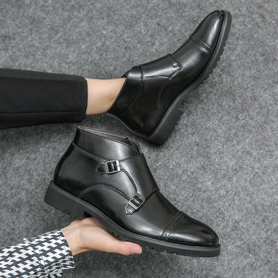 Darell - Doppelmonk-Stiefel mit Riemen