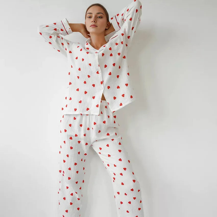 Pyjama-Set mit Herzmotiven für Damen