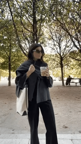 Ella | Elegante Cape-Jacke – Zeitloser Stil und Vielseitige Eleganz