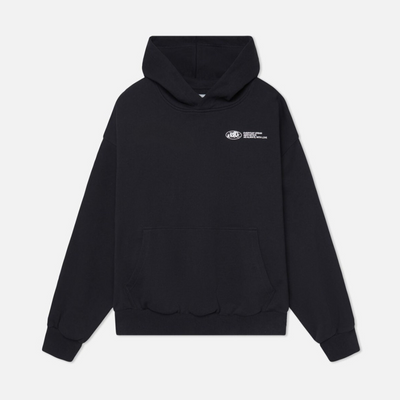 Trendiger und warmer Kapuzenpullover - Stil und Komfort vereint