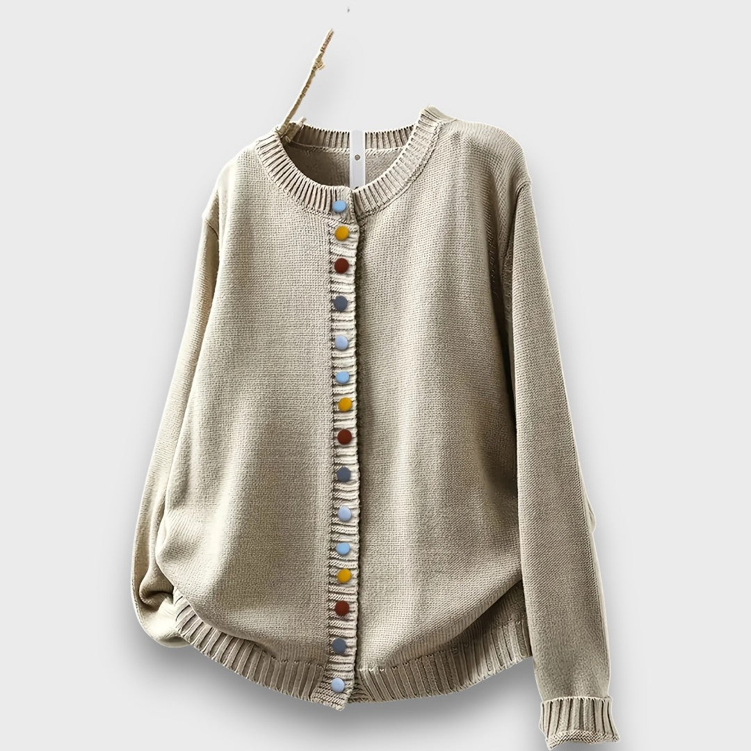 Liora – Strickjacke mit Knopfdetails