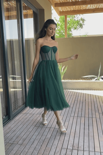 Schwarzes Bustierkleid | Tüll | Dramatisch und Elegant