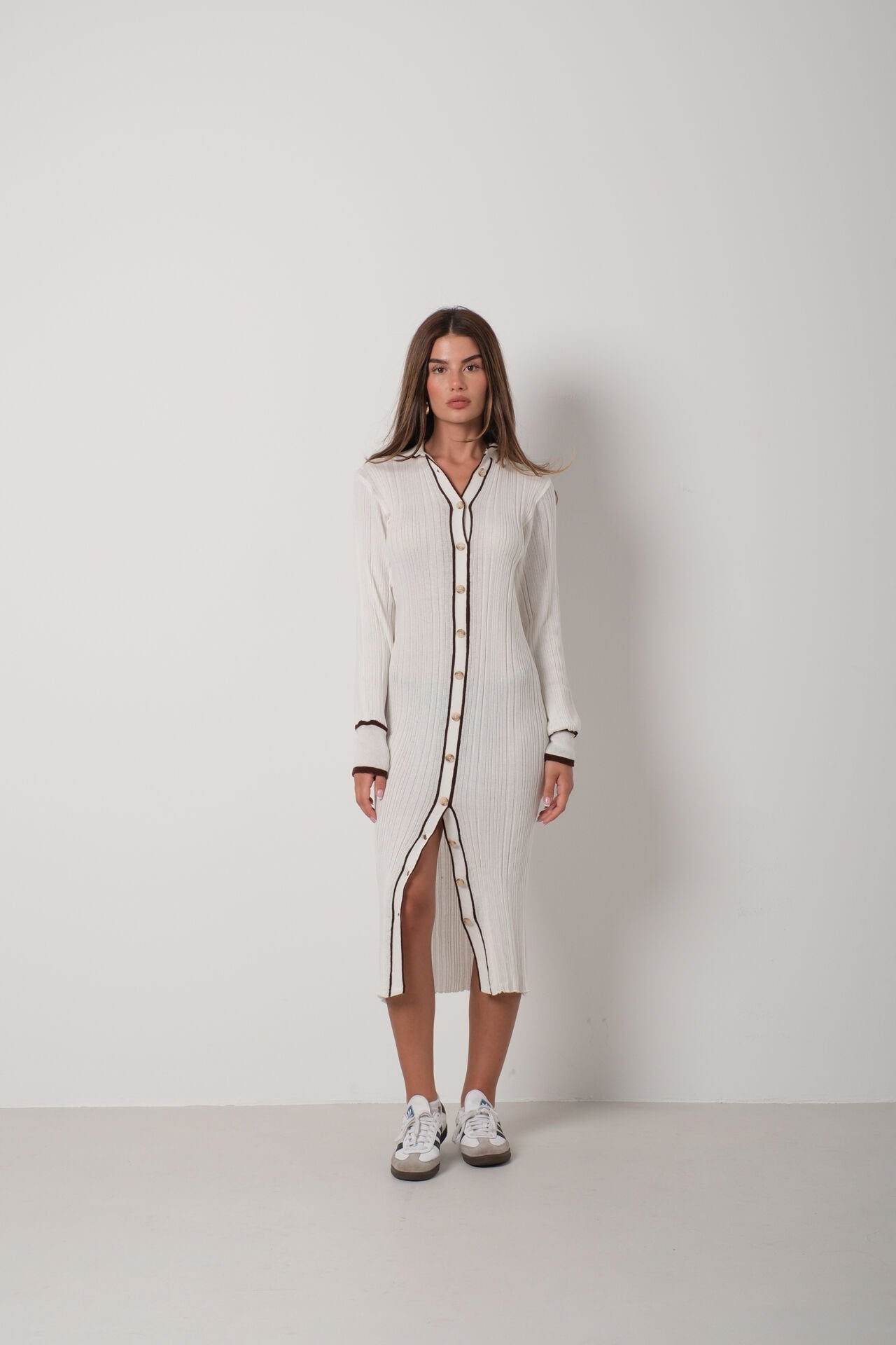 Isabelle | Weißes Polokleid mit Knöpfen