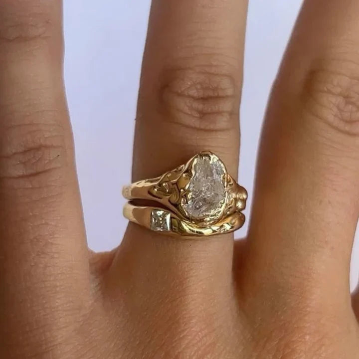 Glanzschicht Gold geschmiedeter Ring